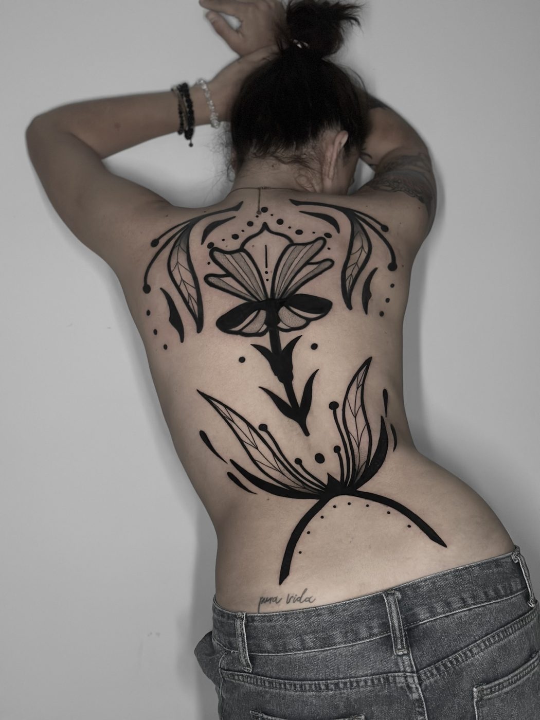 Tatuaje realizado por Michelle (Nezu)